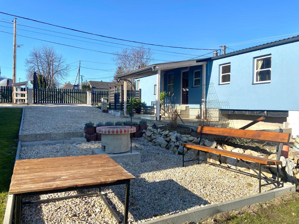 Ferienwohnung Kisvakond Vendeghaz Jeno Exterior foto